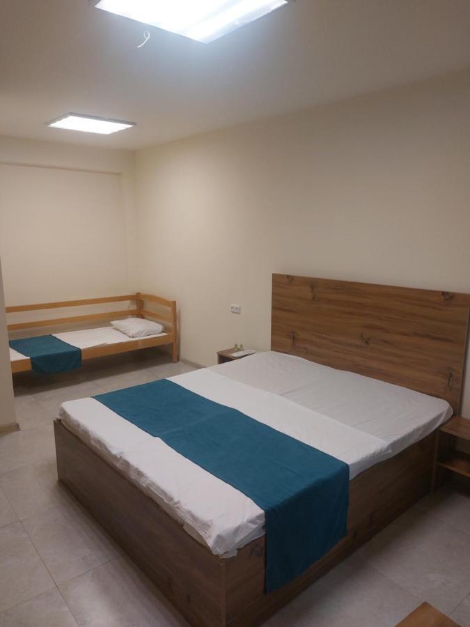 The Best Hotel-Hostel Jerevan Exteriör bild