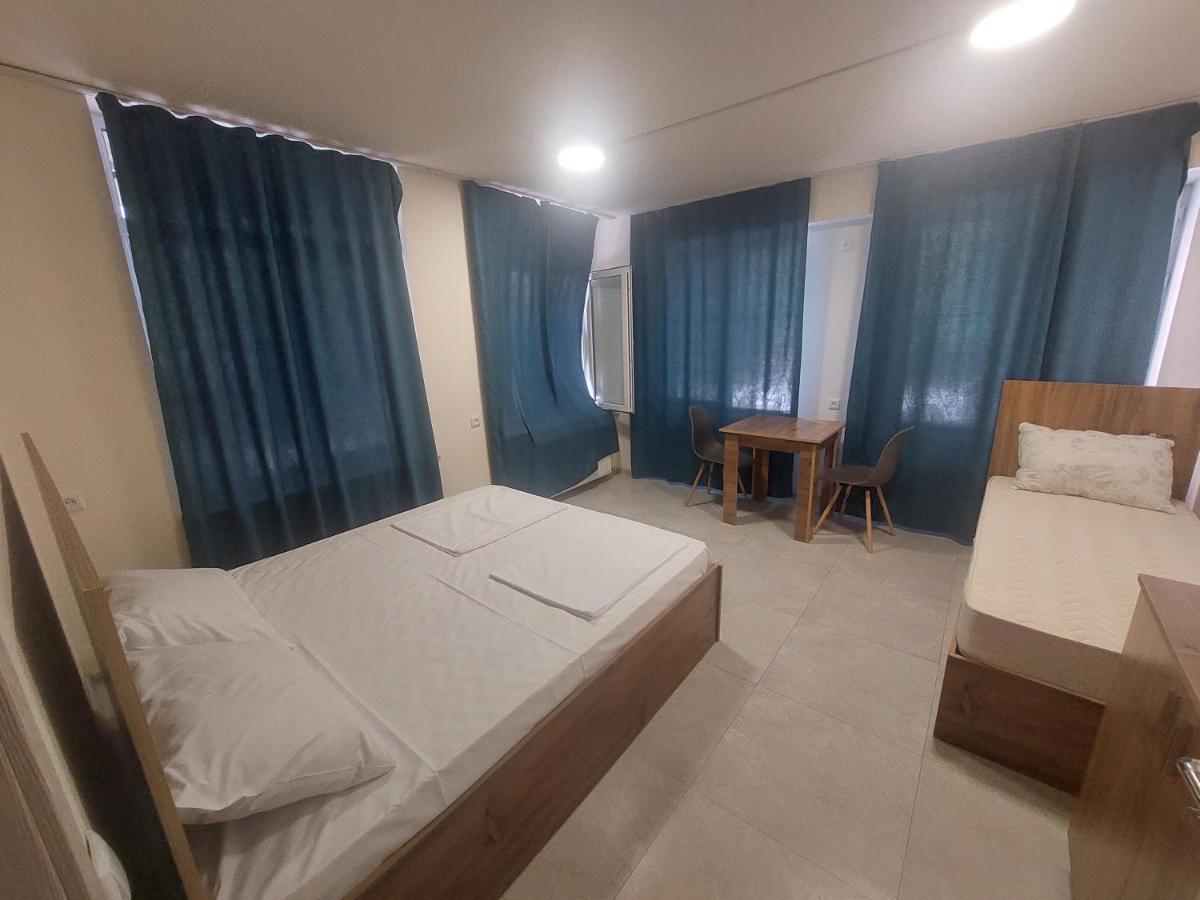 The Best Hotel-Hostel Jerevan Exteriör bild